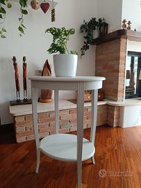 Tavolino "shabby chic" bianco  - dipinto a mano