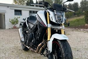 Naked 500