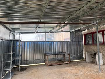 Tettoia in ferro zincato. Tutta inbullonata. 55mq