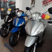 COME NUOVO BEVERLY 300 ABS S SPORT +GARANZIA ANTIF