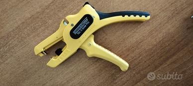 Pinza spellacavi