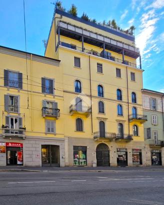 2 LOCALI A MILANO