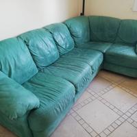 Divani in alcantara e in pelle