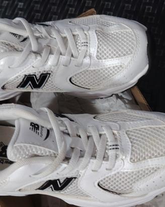 Scarpe bimba come nuove New balance numero 34,5