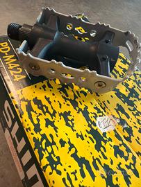 Pedali Shimano SPD PD-M424  + scatola e tacchette