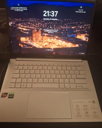 ASUS AMD Ryzen 5  RAM 16 GB Nvidia Geforce 3050