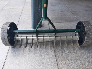 Scarificatore.