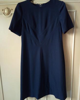 Vestito in lana a manica corta da donna