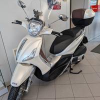Piaggio Beverly 300 i.e.