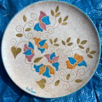 Piatto di ceramica, decorazione.