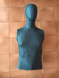 Manichino uomo in denim mezzo busto