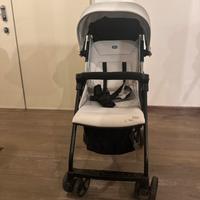 Passeggino ulta leggero Chicco