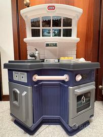 Cucina giocattolo