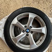 Cerchi oroginali BMW con gomme invernali