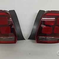 Fanalino stop dx o sx dacia sandero stepway 2019