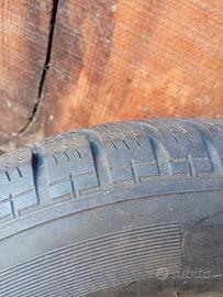 pneumatici con cerchi 155/70/13