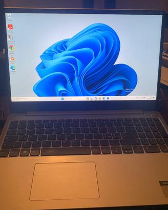 Lenovo Ideapad 330S Intel i7 512 Gb 20 Gb RAM