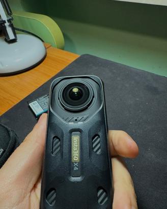 Insta360 X4