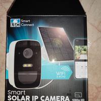 Telecamera con pannello solare