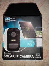 Telecamera con pannello solare