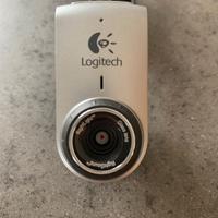 telecamera Logitech con custodia