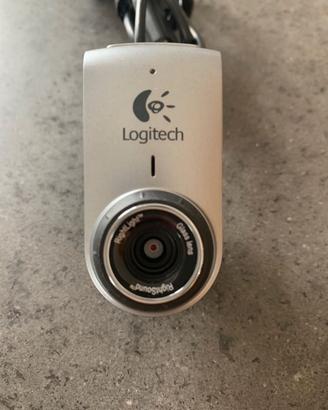 telecamera Logitech con custodia
