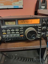 ICOM  ic275e