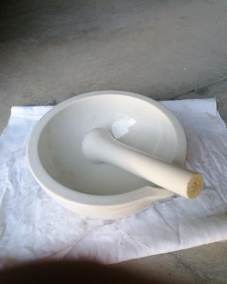 mortaio in marmo