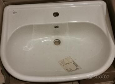 Lavabo Ideal Standard in ceramica 65x50x20cm