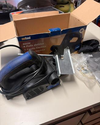 Pialla elettrica nutool 600W