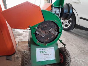 ATTREZZI AGRICOLI PER TRATTORE