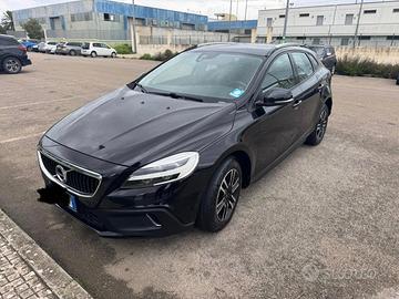 VolvoV40 Cross Country D2