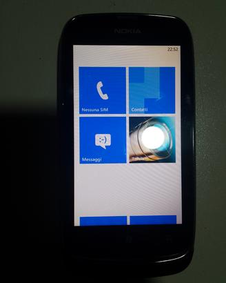 Nokia Lumia 610 nero-No whats app