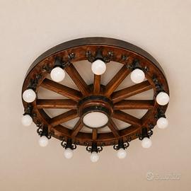 LAMPADARIO RUSTICO IN VERA RUOTA DI CARRO –