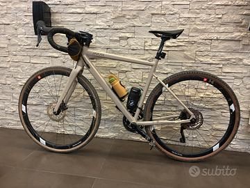 Gravel megamo