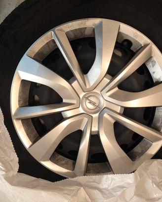 cerchi con gomme Opel corsa 