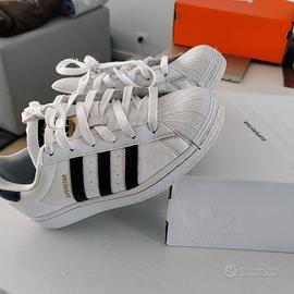 Adidas Superstar (taglia 38 EU)