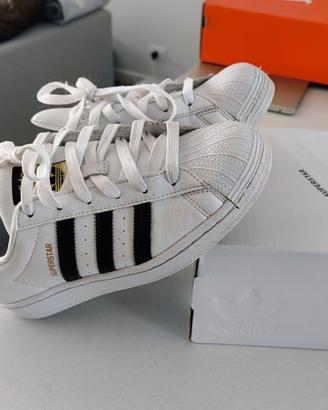 Adidas Superstar (taglia 38 EU)