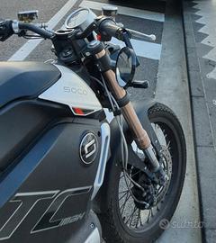 125 cc moto tc max elettrica super soco motorino
