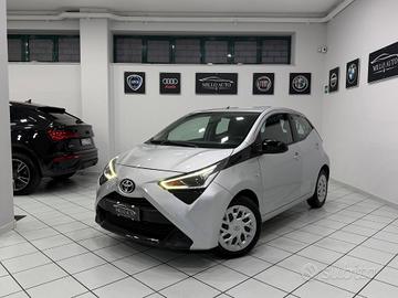 Toyota Aygo 1.0 VVT-i 72 CV 5 porte x-business