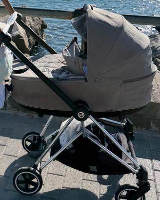 Passeggino cybex mios playinum