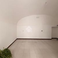 MONOLOCALE A SANTERAMO IN COLLE