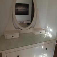 cassettiera con specchio ikea