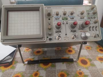 Oscilloscopio 2235 100 mhz