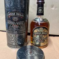 Varie bottiglie di alcolici da collezione.