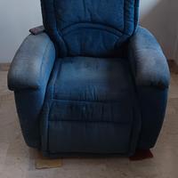 Poltrona con alzata 