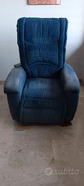 Poltrona con alzata 