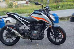 KTM duke 390