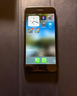 iPhone SE 2020, 64GB, nero, condizioni buone