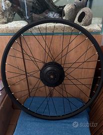 Roue vélo 27,5” (650B) Moyeu type e-bike disque 6